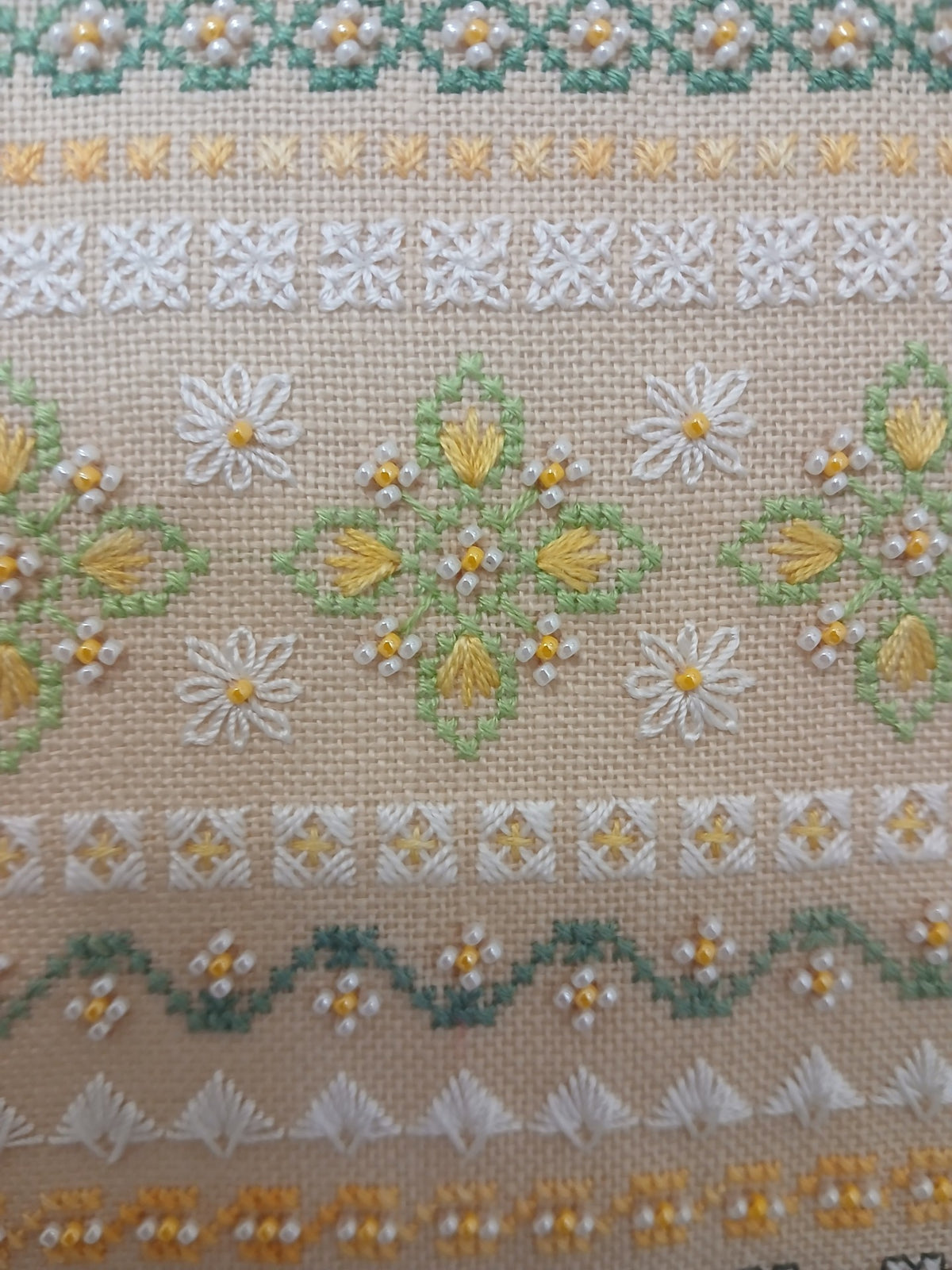 Beautiful Daisy Dreams Cross Stitch Band Sampler — PDF Pattern Download