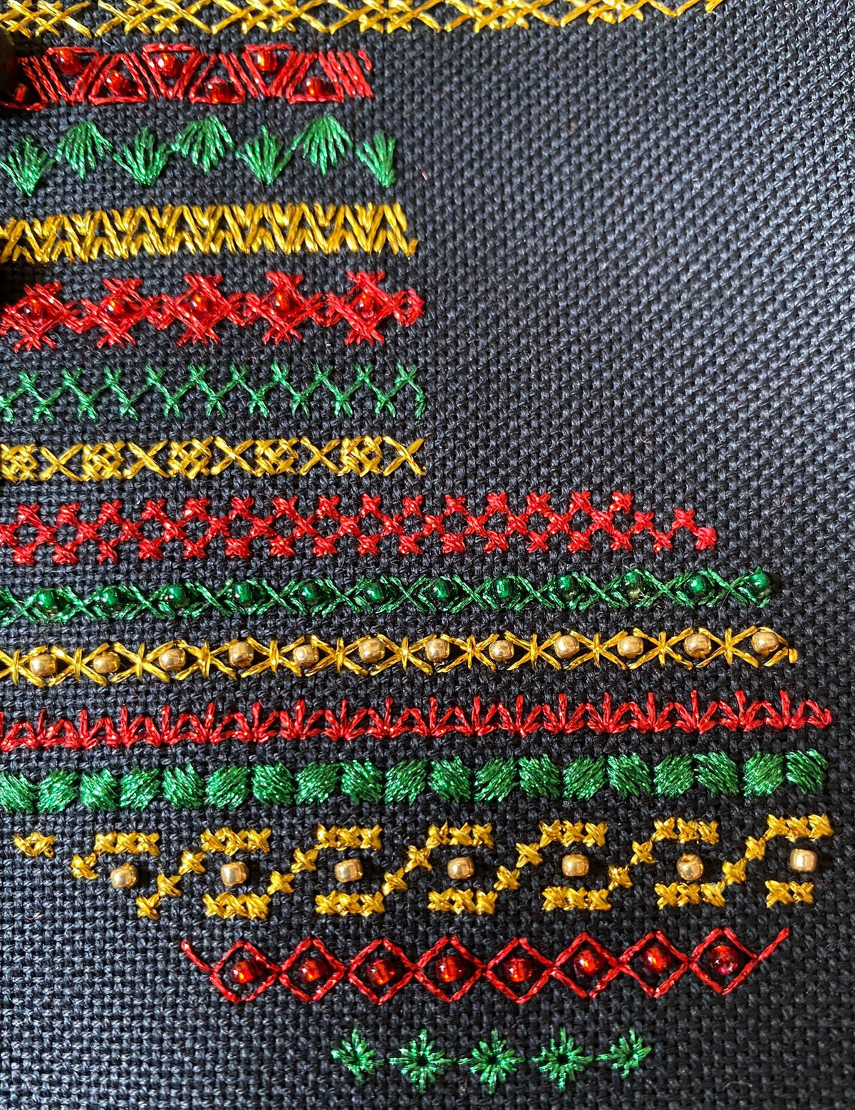 Gingerbread Man Design Beaded Christmas Band Sampler Pattern — PDF Download