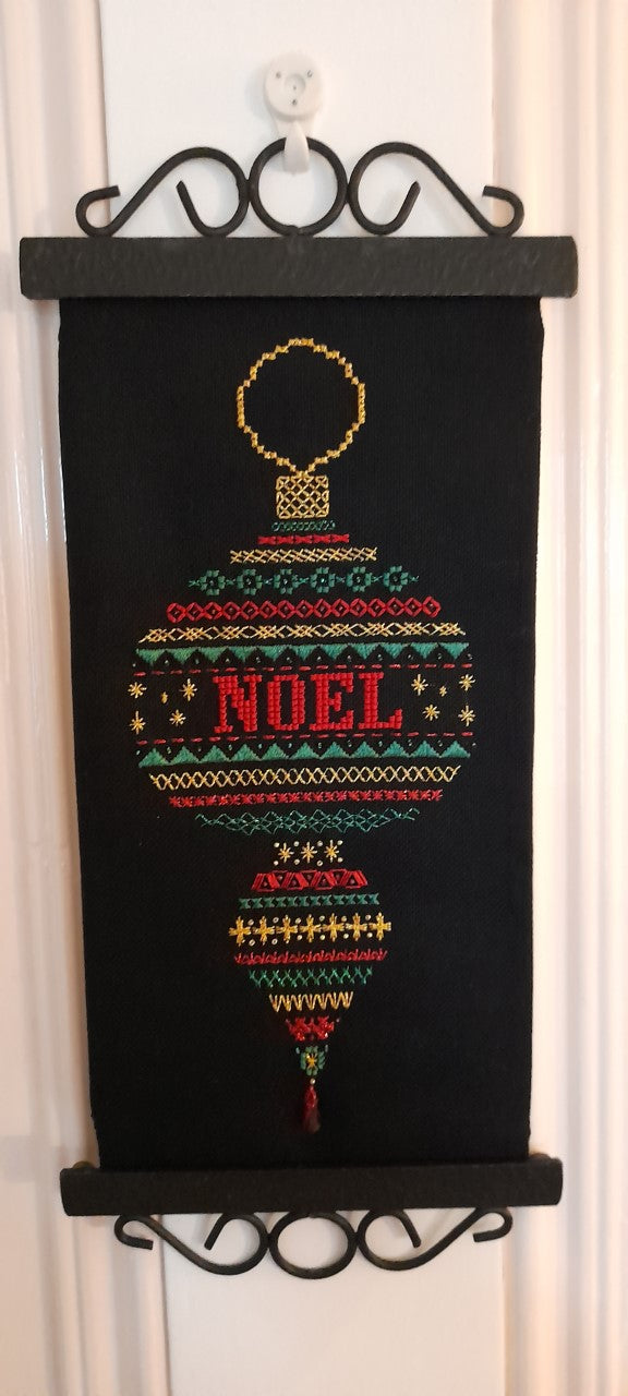 Shaped Bauble Design Beaded Christmas Band Sampler Pattern — PDF Download